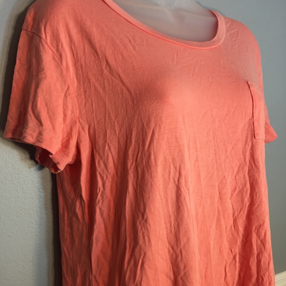 Mossimo Basic Tee - Picture 3 of 4